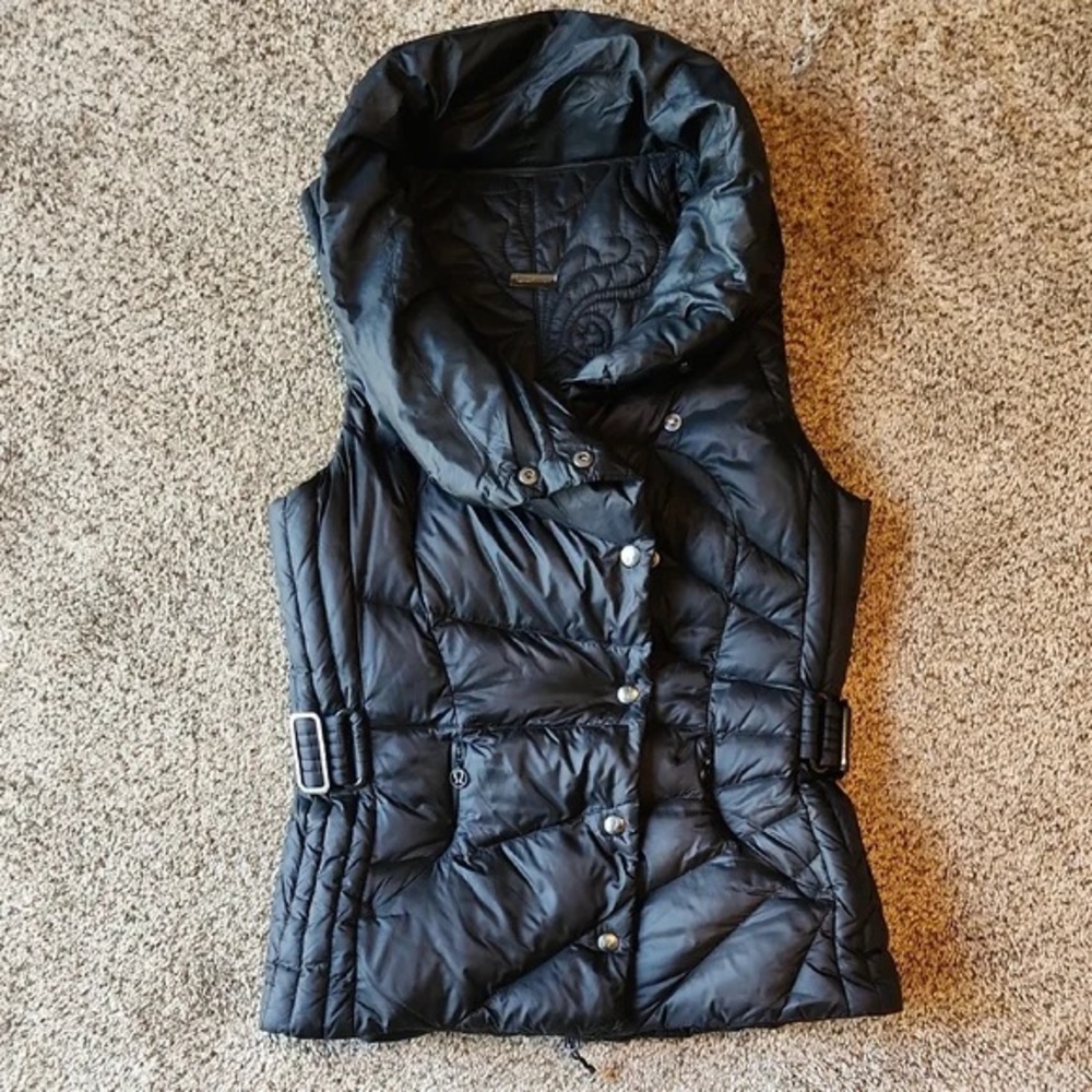 Stylish Black Puffer Vest for Women